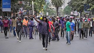 Police shoot man at close range during Kenyan protests 