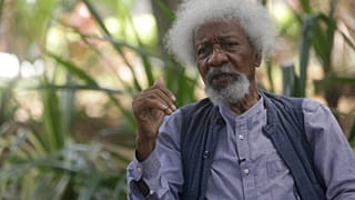 Nobel laureate Wole Soyinka announces U.S. visa revocation