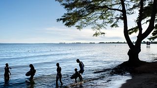 Uganda agrees to take deported US migrants under strict conditions