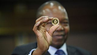 Inflation in Zimbabwe rises by 10% in January