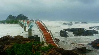 Typhoon Podul brings heavy rain and damage to southern Taiwan